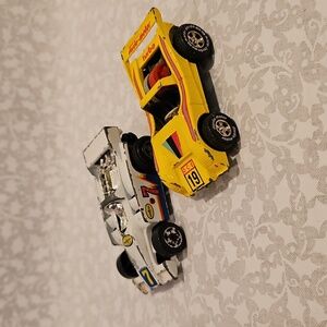 Mattel Hot Wheels X-V Racer Mach 7 & Darda Motor Series 10 OCE Turbo cars